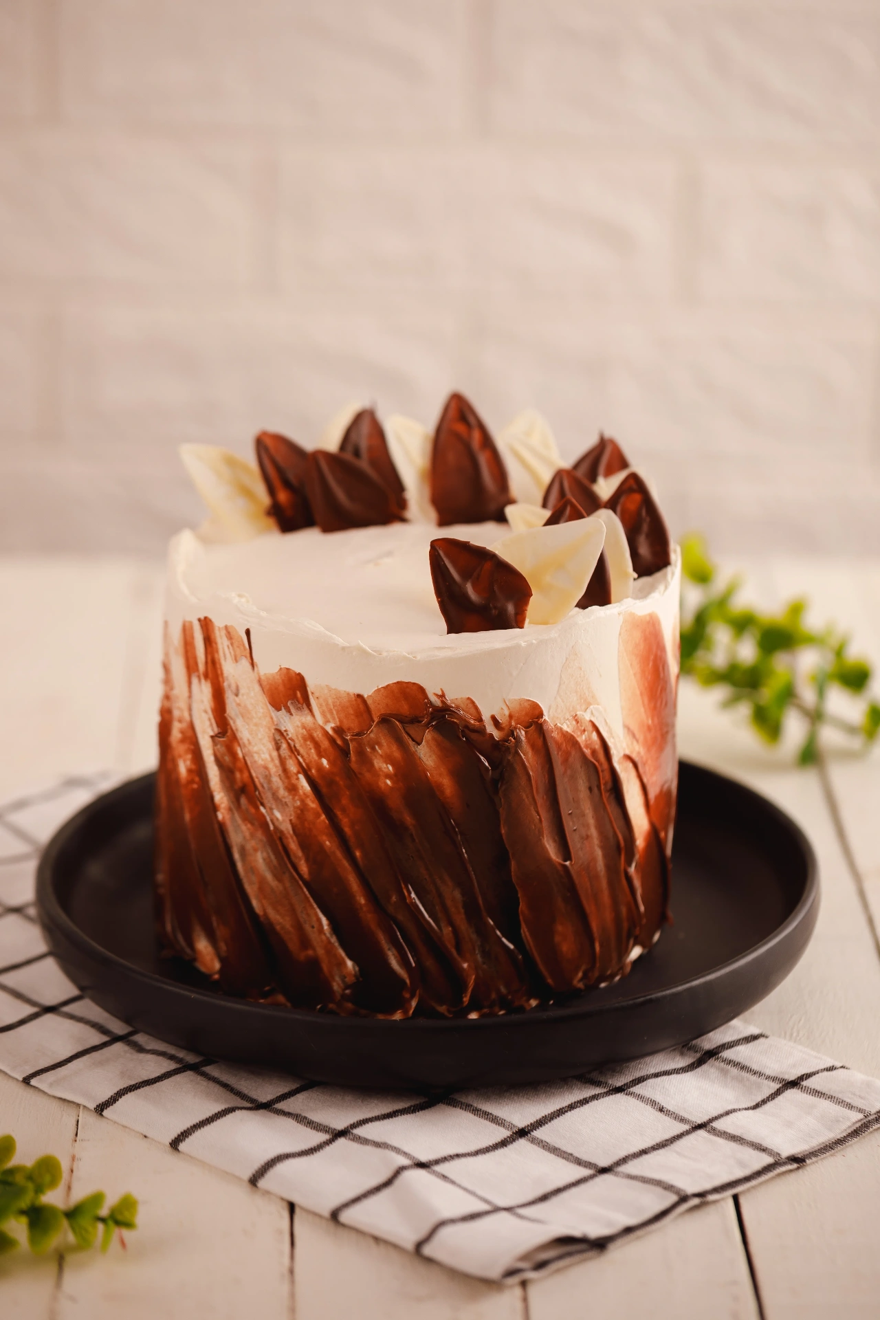 Bolo Três Chocolates — bolo inteiro